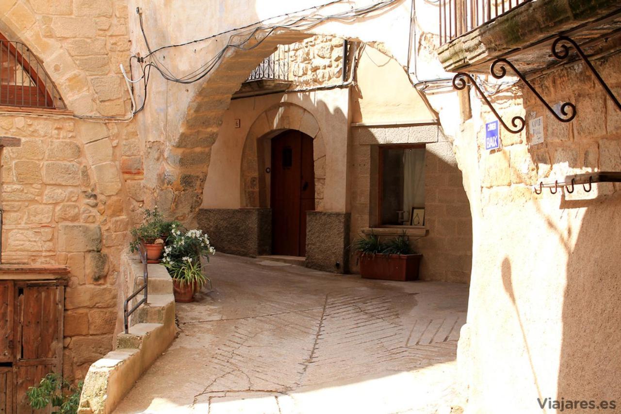 Cui Bono L'Ampolla